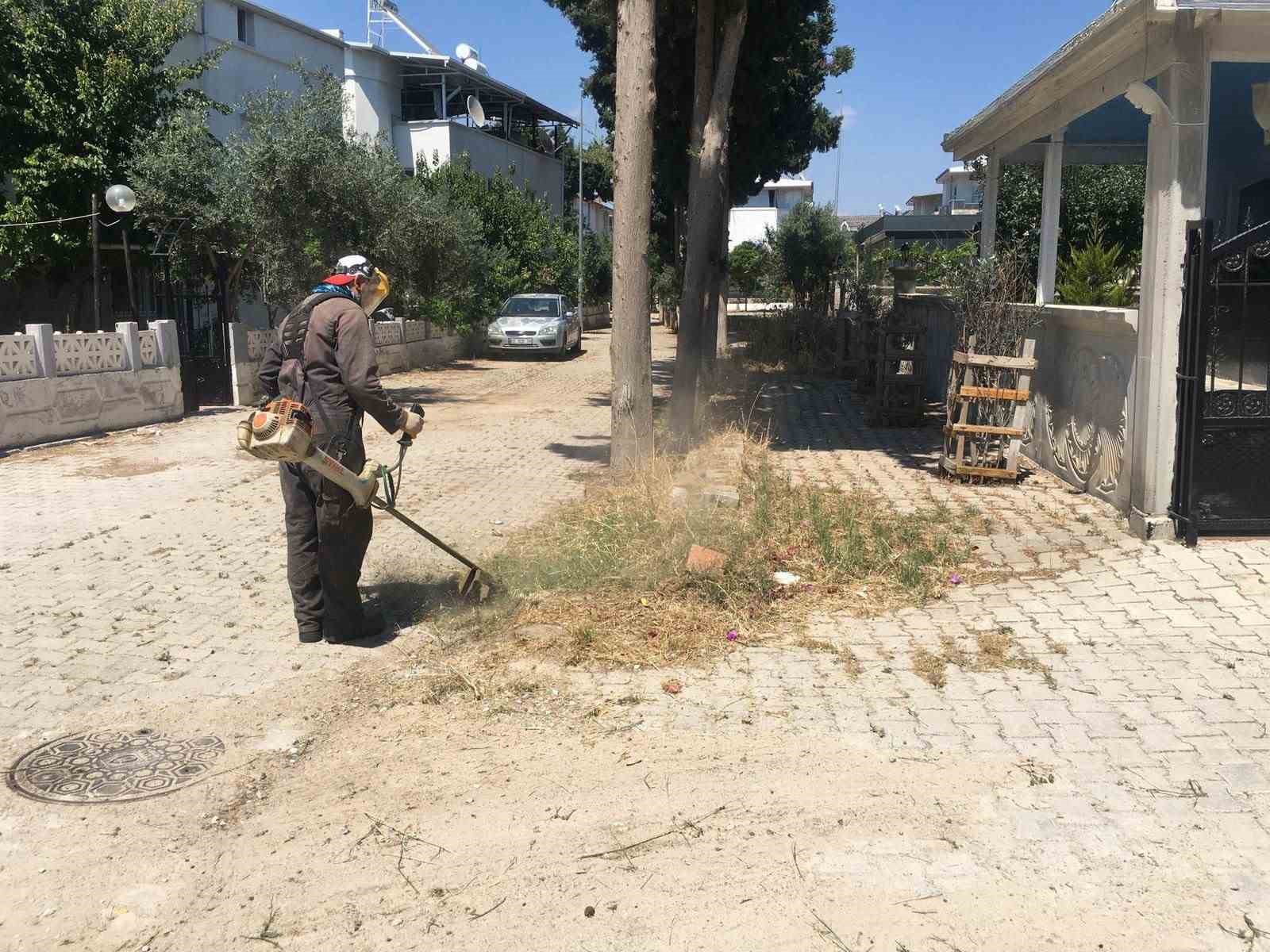 Didim Belediyesi yeşil alanlarda bakım çalışmalarını sürdürüyor