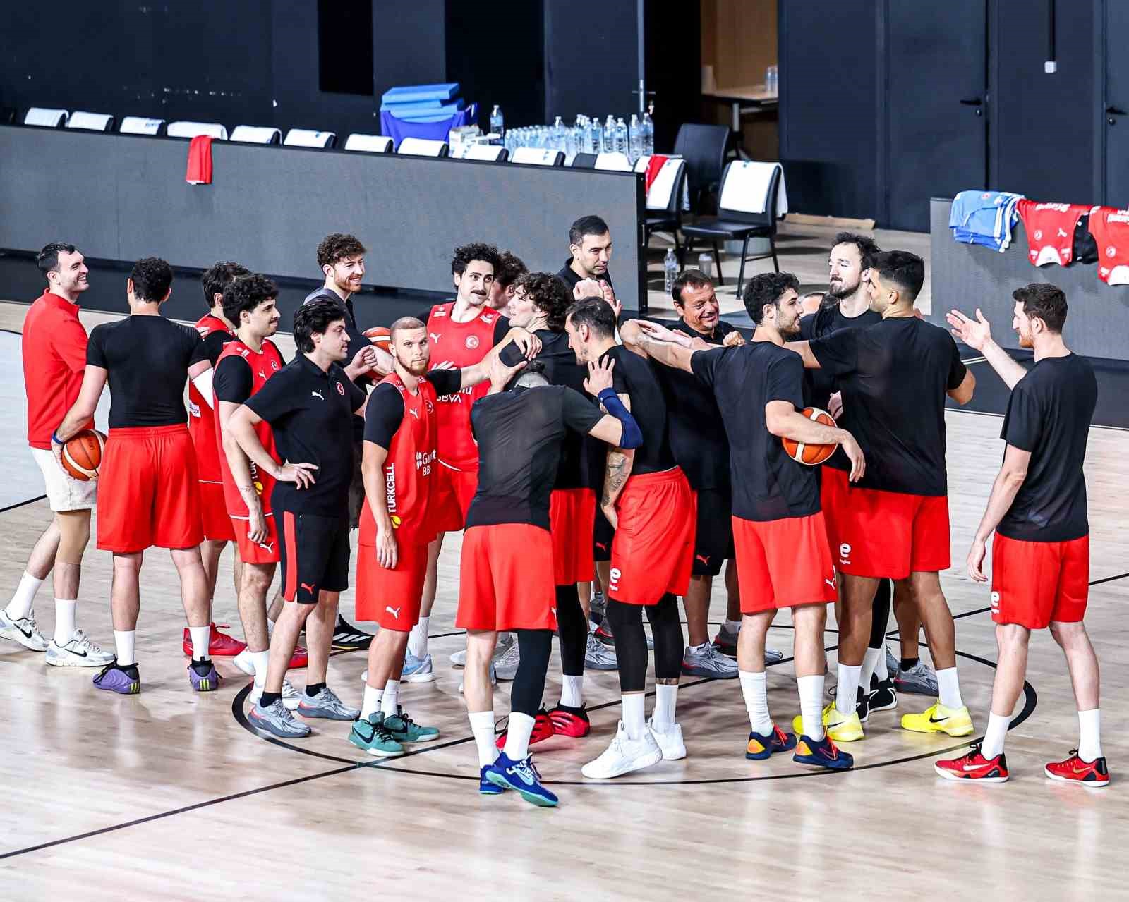 A Milli Erkek Basketbol Takımı, hazırlıklarını Antalya’da sürdürecek