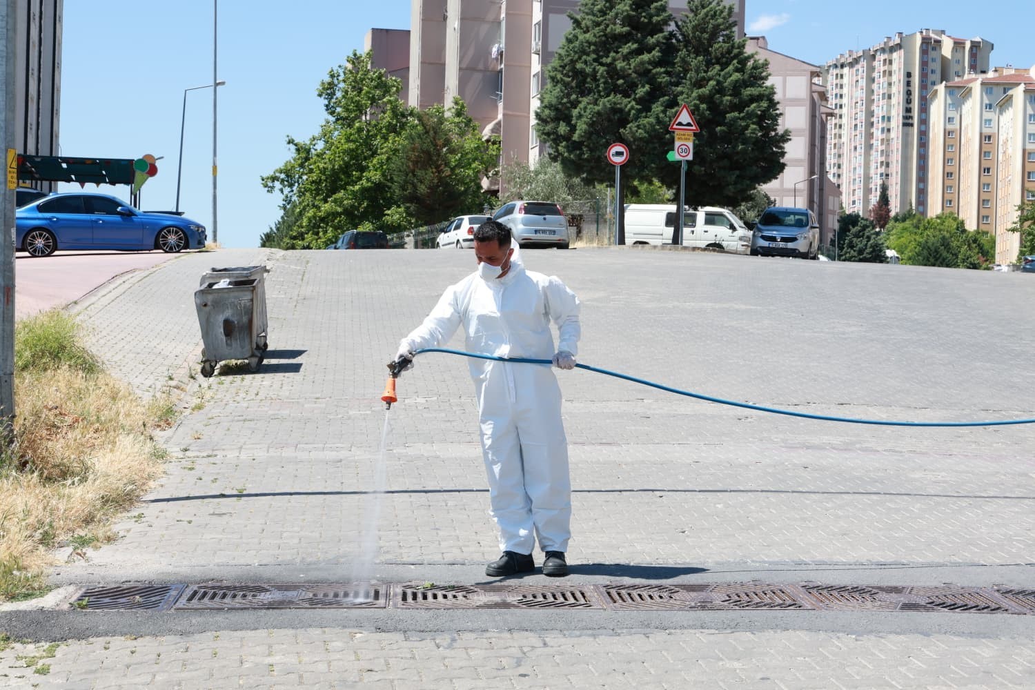Osmangazi Belediyesi’nden haşerelere karşı etkin mücadele