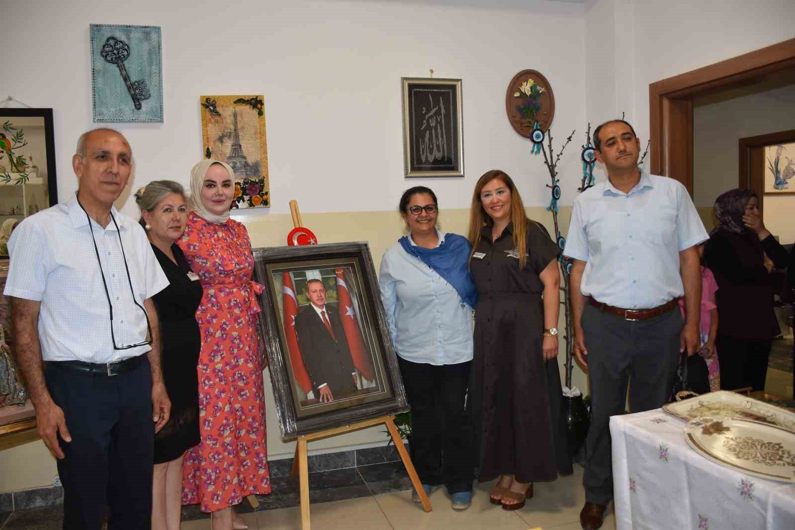 Burç Sosyal Tesisi’nde emekler sergilendi