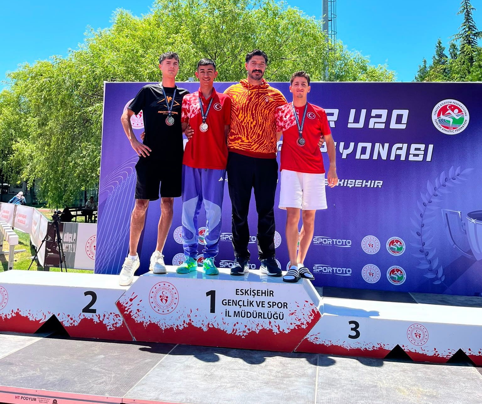 Atletizmde 9 yıldır kırılamayan Türkiye rekoru kırıldı