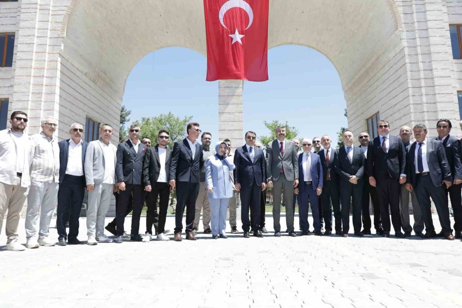İçişleri Bakan Yardımcısı Ali Çelik Kütahya’da temaslarda bulundu