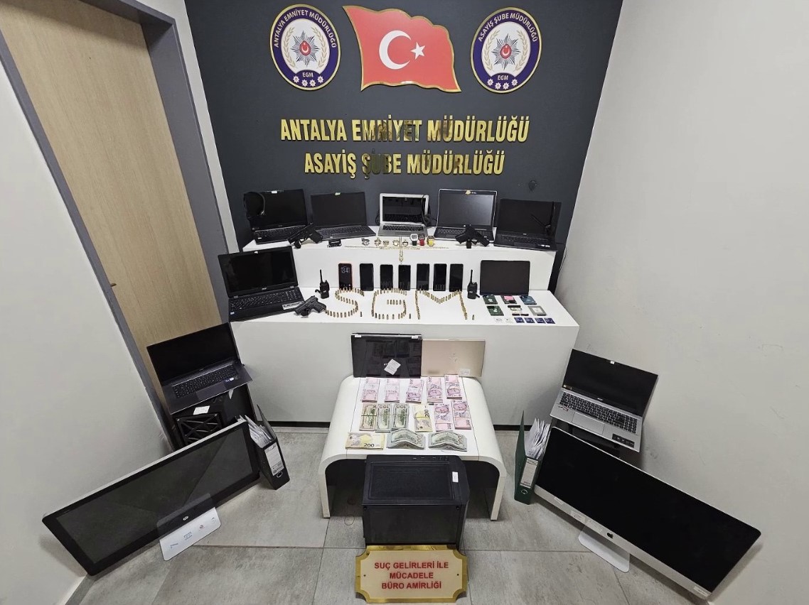 Avrupa ülkelerine ’dijital mektup’ göndererek dolandırıcılık yapan şebeke çökertildi