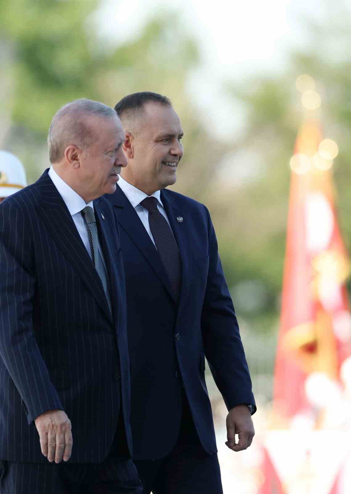 Erdoğan: "NATO zirvesi kapsamında ittifakın Avrupa sütununun güçlendirilmesi ve caydırıcılığının tahkim edilmesi ortak önceliğimiz"