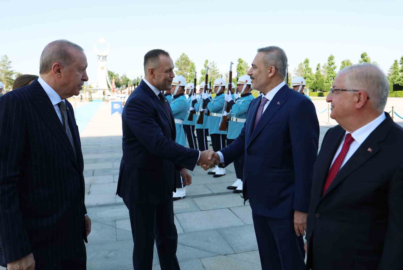 Erdoğan: "NATO zirvesi kapsamında ittifakın Avrupa sütununun güçlendirilmesi ve caydırıcılığının tahkim edilmesi ortak önceliğimiz"