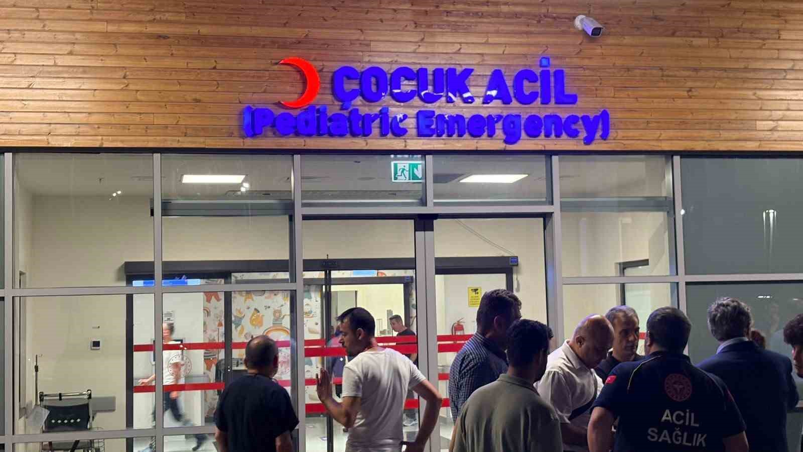 Kütahya’da okul etkinliğinde gıda zehirlenmesi şüphesiyle 25 kişi hastanelik oldu