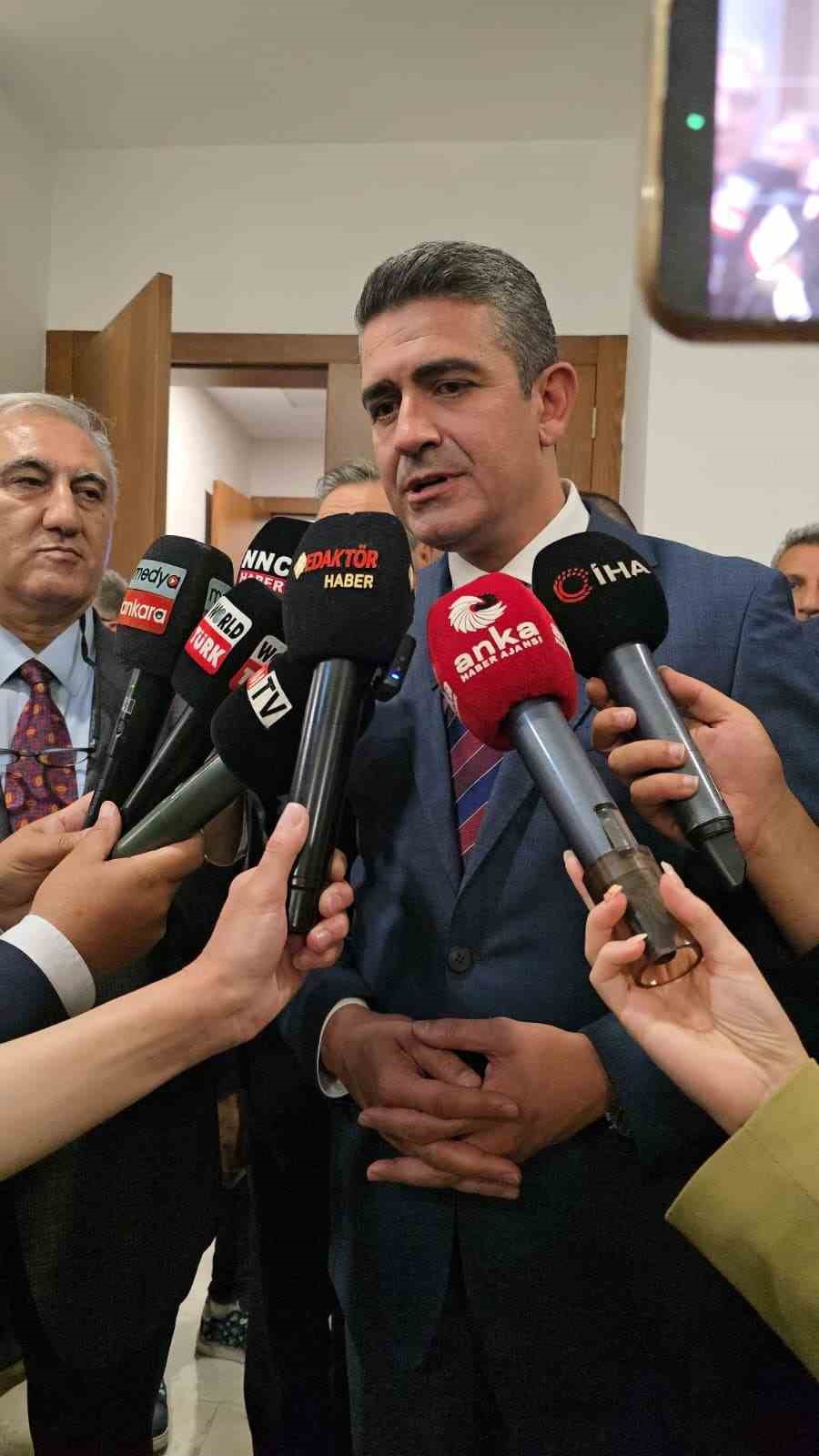 CHP’den AK Parti’ye geçen Haymana Belediye Başkanı Koç: 