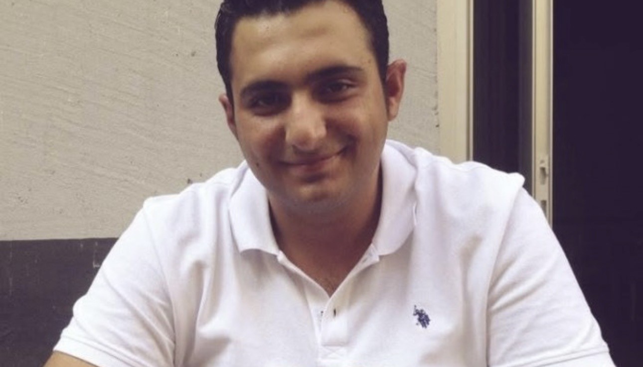 Tabancayla kendisini vuran şahıs toprağa verildi