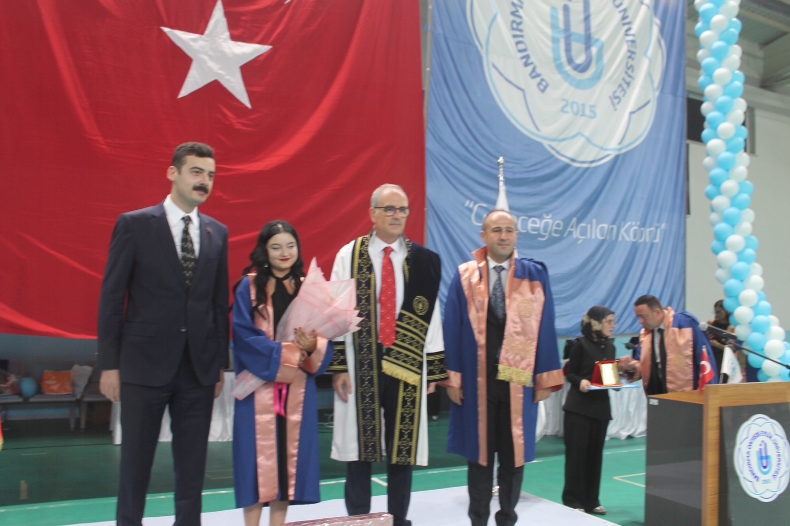 Manyas MYO’da mezuniyet coşkusu