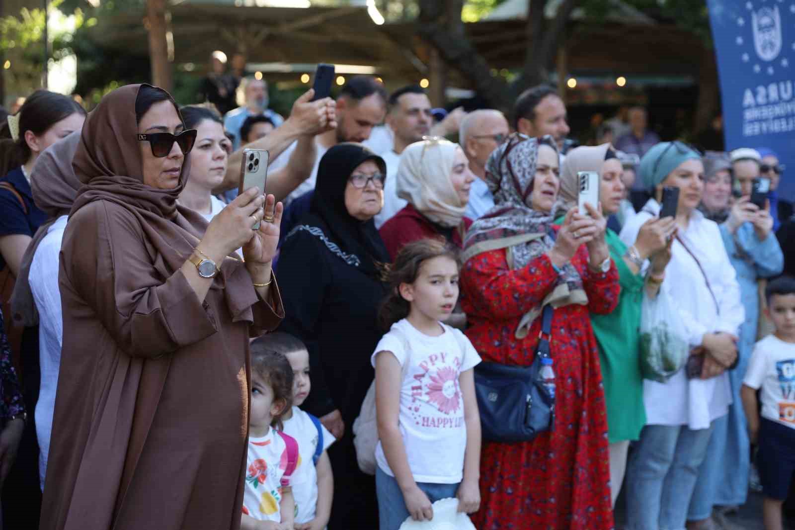 Mehter sesleri bu kez Gazi Orhan Parkı’nda yükseldi