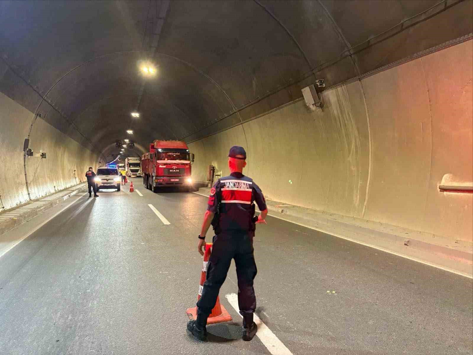Bilecik’te gerçeğini aratmayan tünel tatbikatı