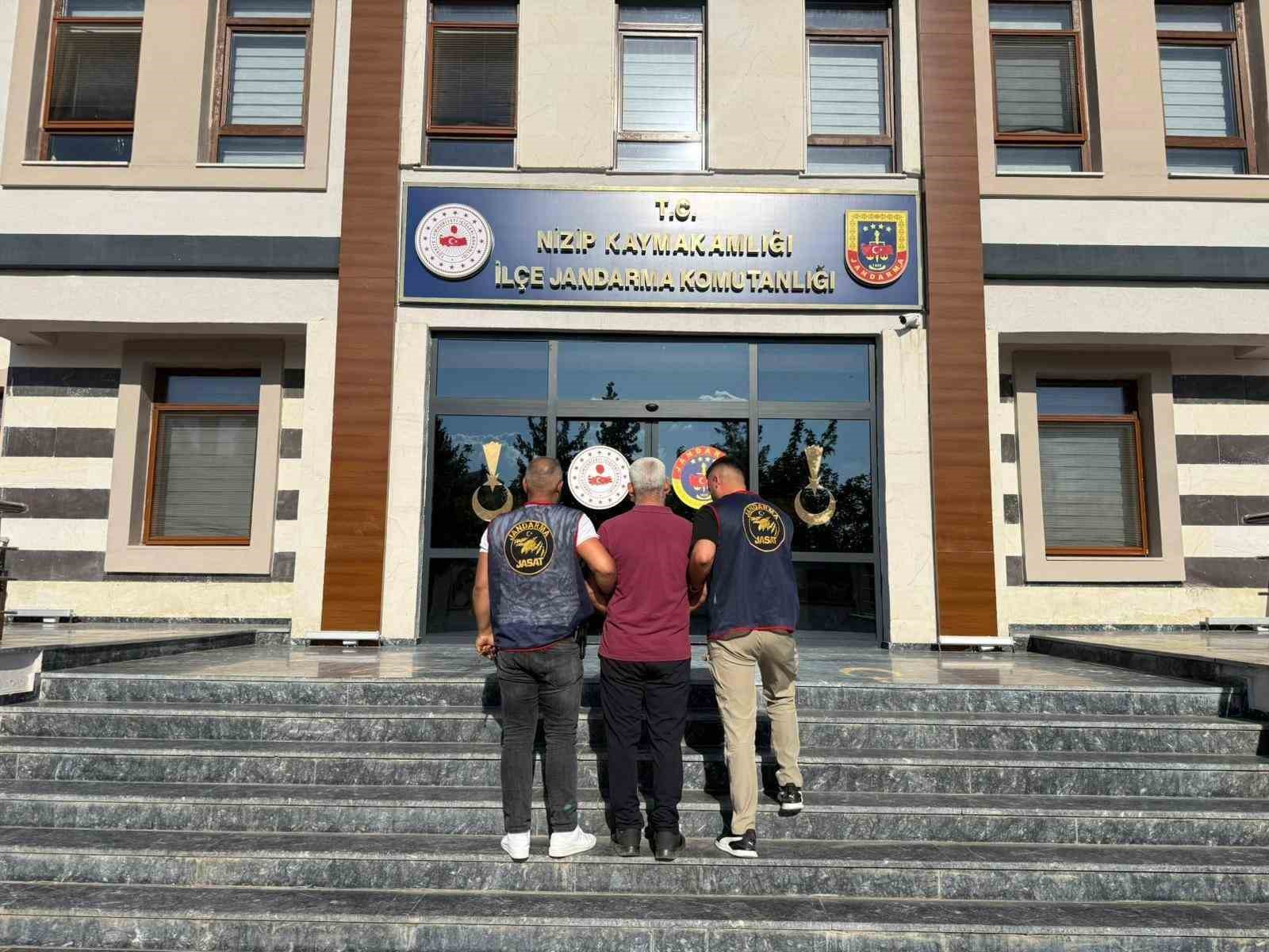 Kesinleşmiş 6 yıl cezayla aranan FETÖ/PDY üyesi yakalandı