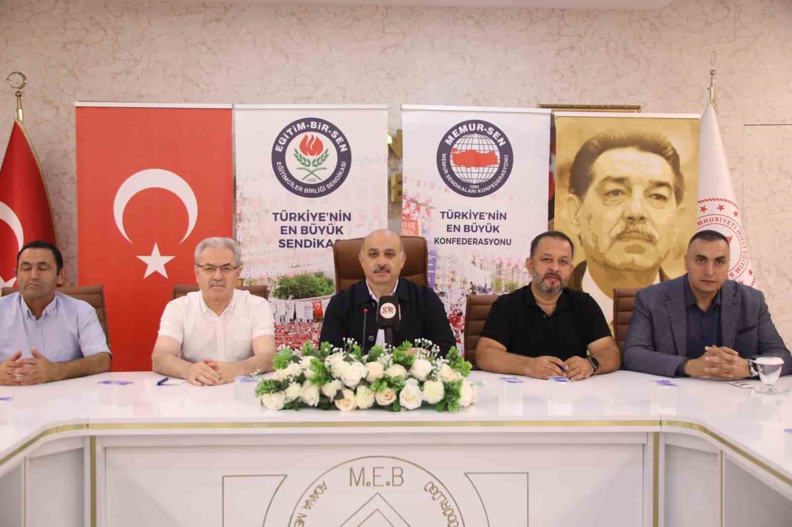 Eğitim-Bir-Sen Adana Şubesi, 12 bin 828 üyeyle kendi rekorunu kırarak 12. kez yetkiyi göğüsledi