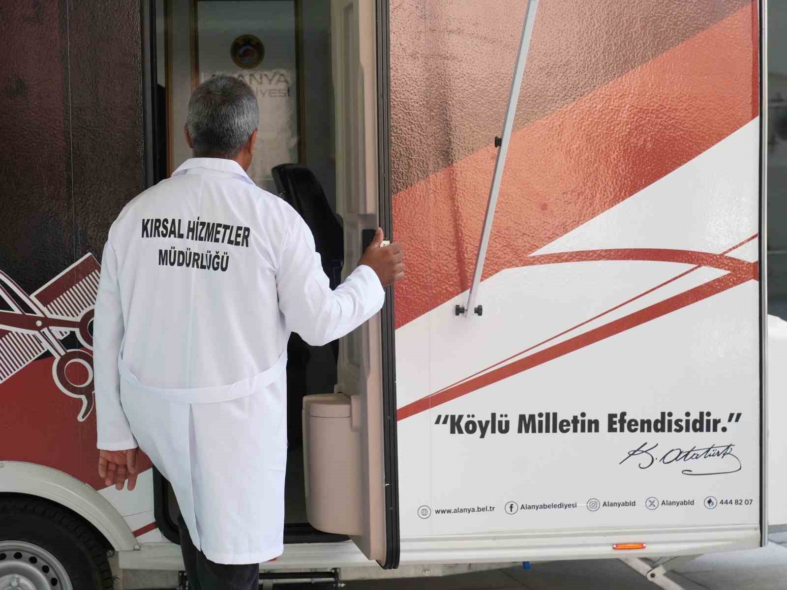 Alanya Belediyesi mobil kuaför aracı hizmete başladı