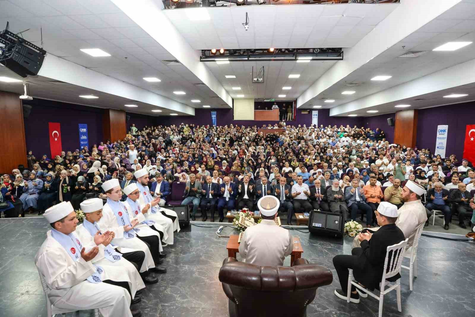 Samsun’da 62 öğrenci hafızlık icazeti aldı