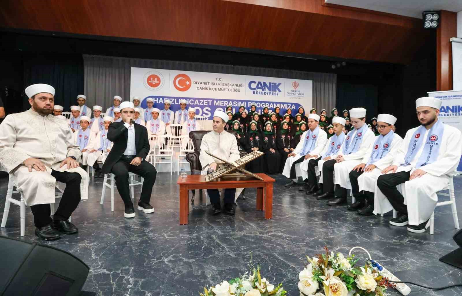 Samsun’da 62 öğrenci hafızlık icazeti aldı