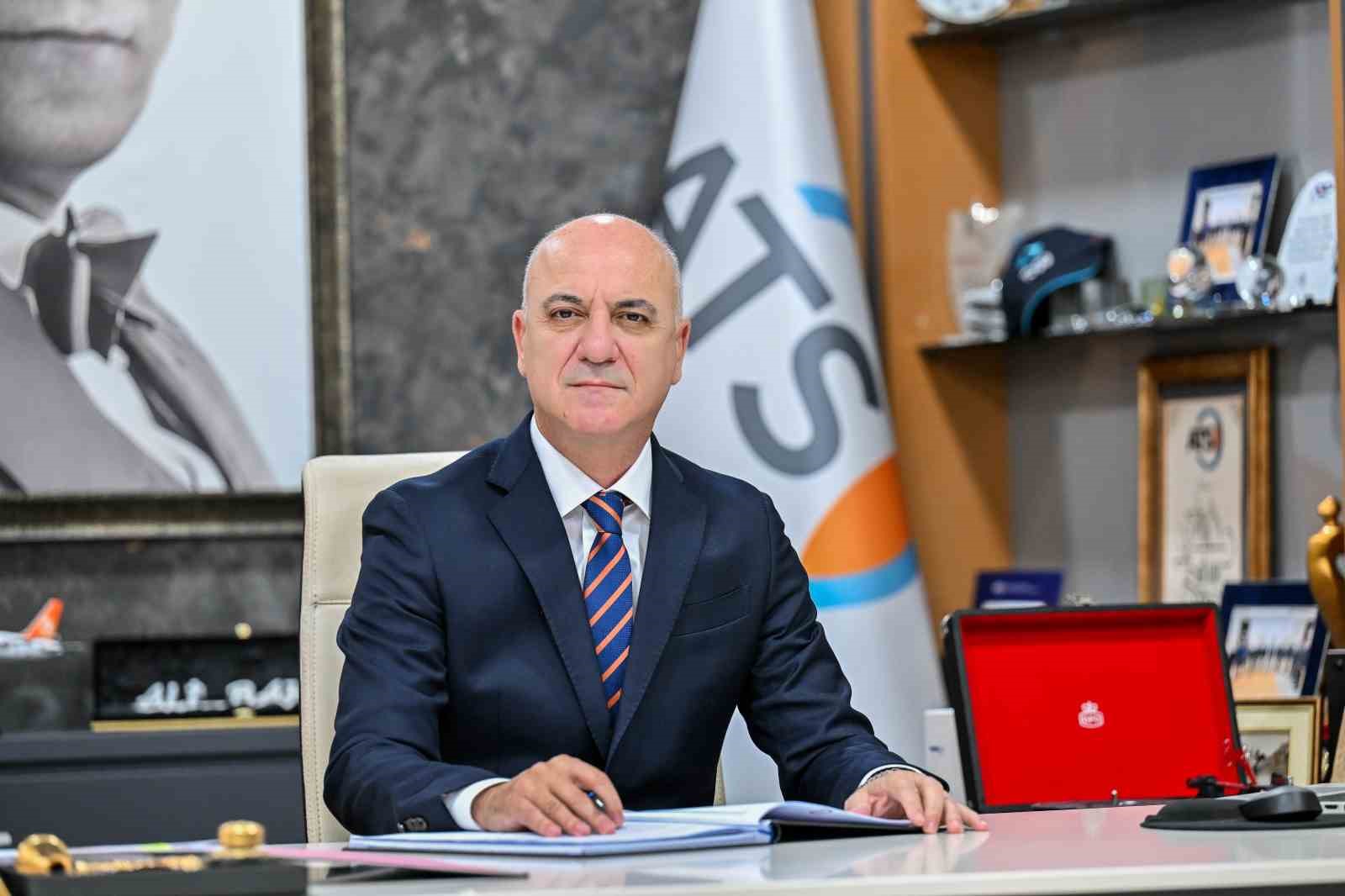 Tekne kazasında hayatını kaybeden ATSO Başkanının eşinden "itildi" iddiası