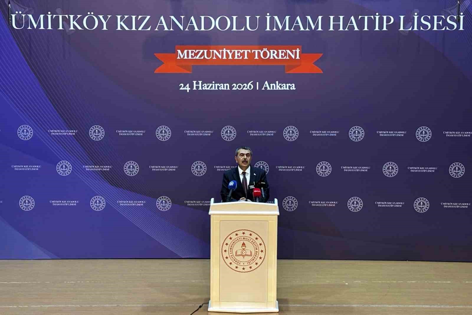 Bakan Tekin: "İmam hatip meslek derslerini branşlaştıracak bir adımı YÖK ile beraber yürütüyoruz"