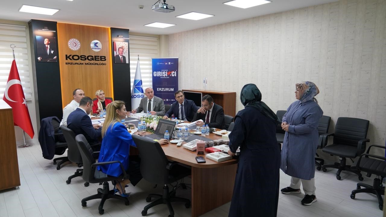 Başkan Özakalın KOSGEB jüri toplantısına katıldı
