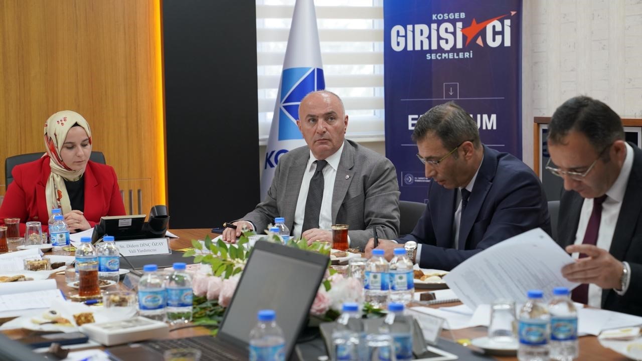Başkan Özakalın KOSGEB jüri toplantısına katıldı