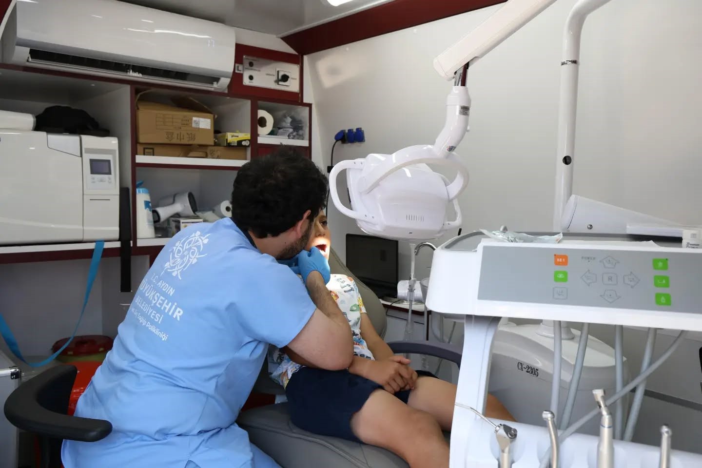 Aydın Büyükşehir Belediyesi’nin mobil hizmetleri Yenipazar’da yoğun ilgi gördü