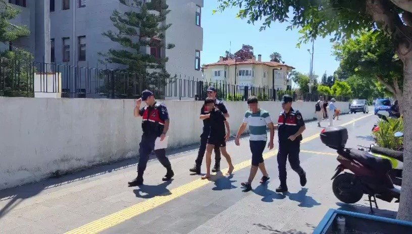 Canlı yayında terör propagandası yapan şahıslar YTS ile tespit edildi
