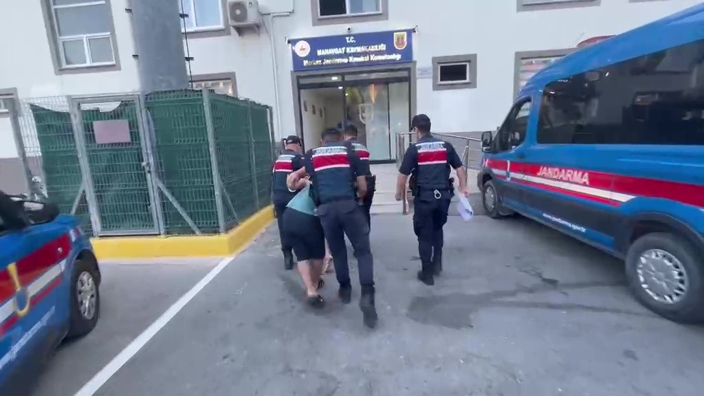Canlı yayında terör propagandası yapan şahıslar YTS ile tespit edildi