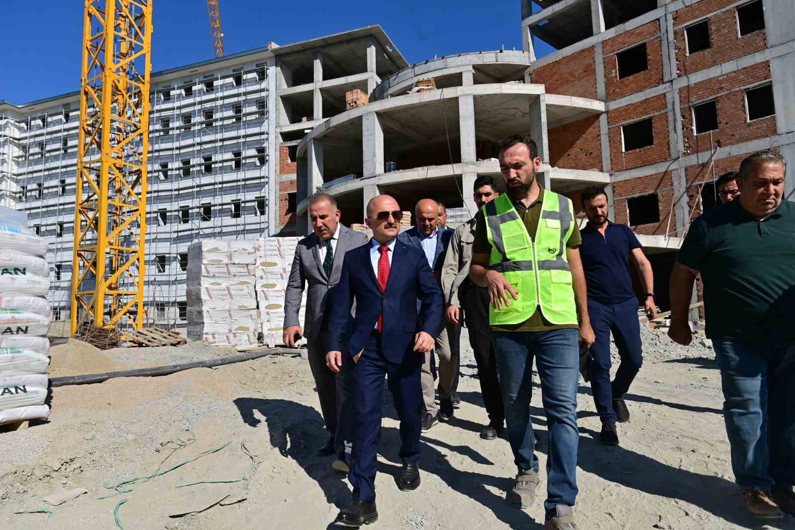 Söke’de KYK Erkek Öğrenci Yurdunda çalışmalar hız kesmeden sürüyor