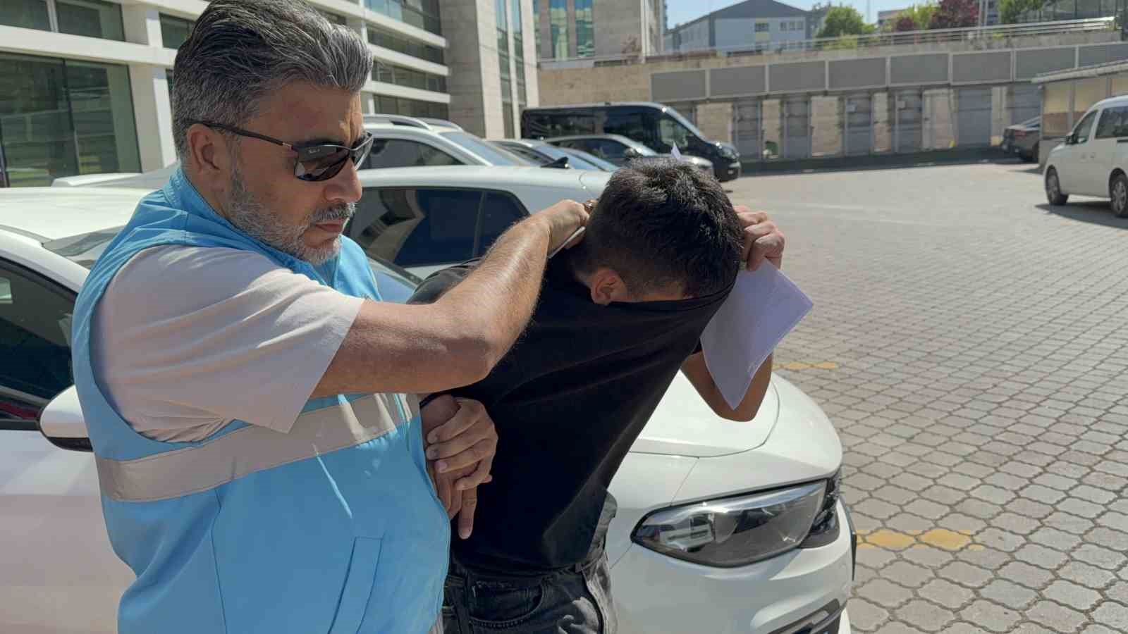 Konserdeki bıçaklı saldırıda yeni gelişme: Suçunu itiraf eden çocuk tutuklandı
