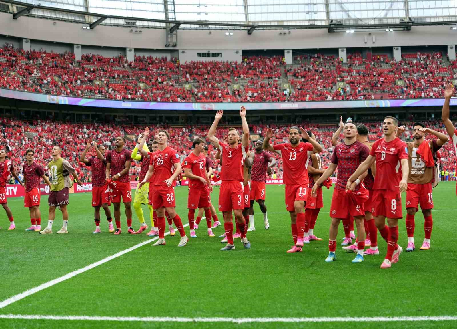 İsviçre grubu lider tamamladı