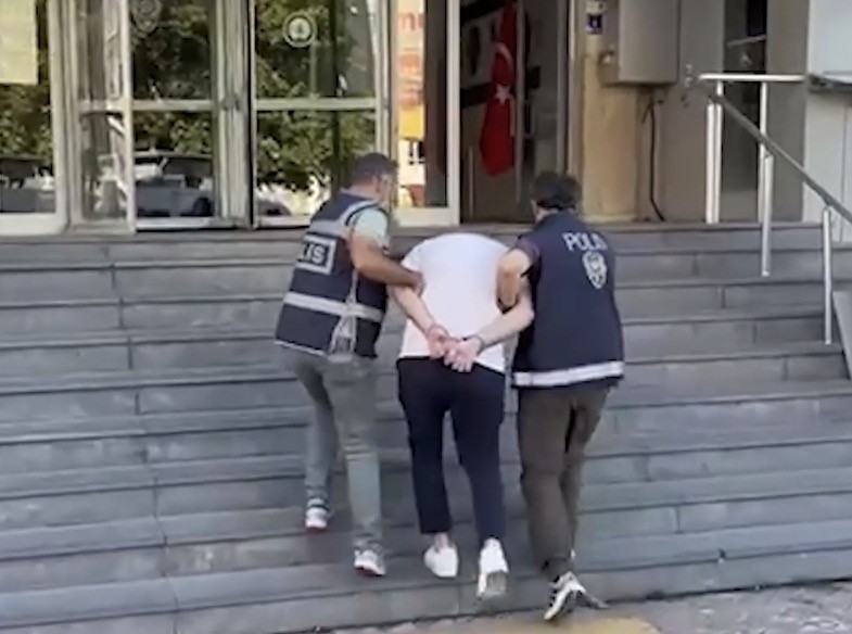 24 farklı ’dolandırıcılık’ suçundan 21 yıl kesinleşmiş hapis cezası bulunan şahıs yakalandı