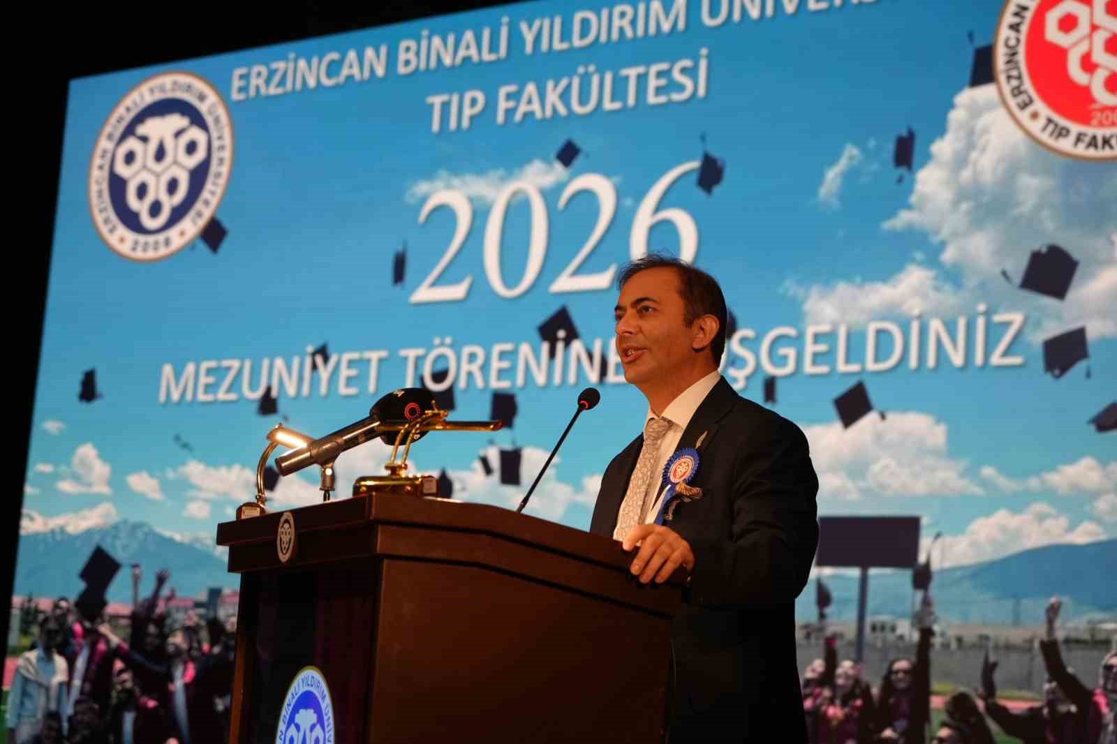 EBYÜ’de mezuniyet coşkusu: 115 doktor sağlık ordusuna katıldı