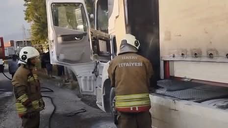 İskenderun’da tır yangını