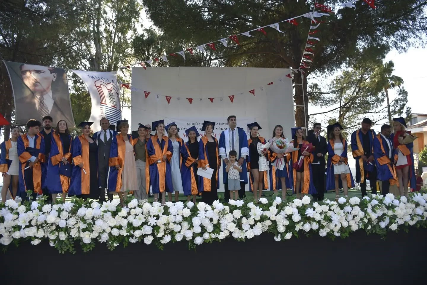 Köyceğiz Meslek Yüksekokulu’nda mezuniyet töreni yapıldı