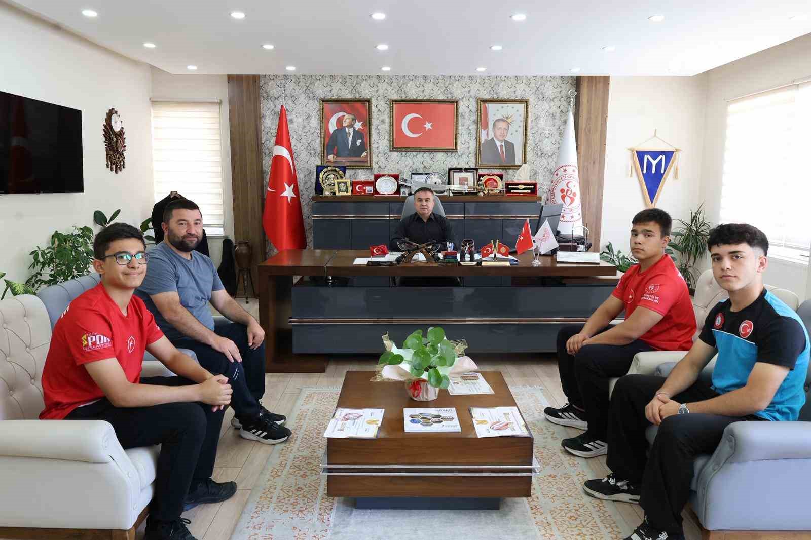 Bilecikli sporculardan gururlandıran Türkiye derecesi