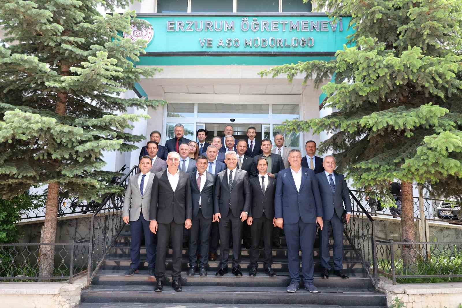 İlçe milli eğitim müdürleriyle yılsonu değerlendirmesi