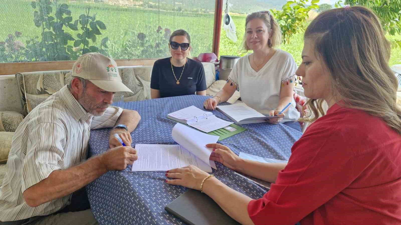 Medetli karpuzu iyi tarımla geleceğe taşınıyor