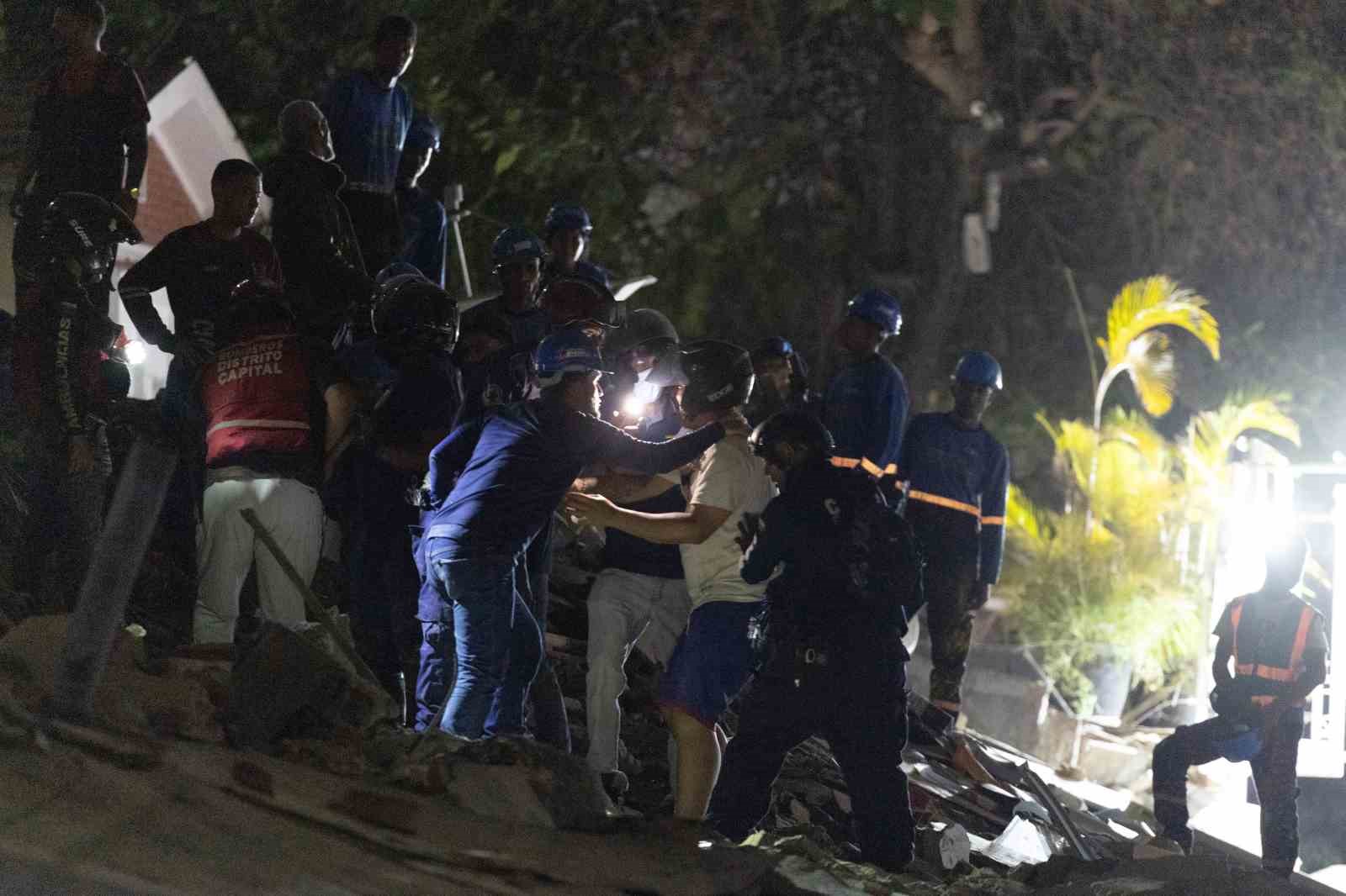 Venezuela’daki depremlerde 32 kişi hayatını kaybetti, 700 kişi yaralandı