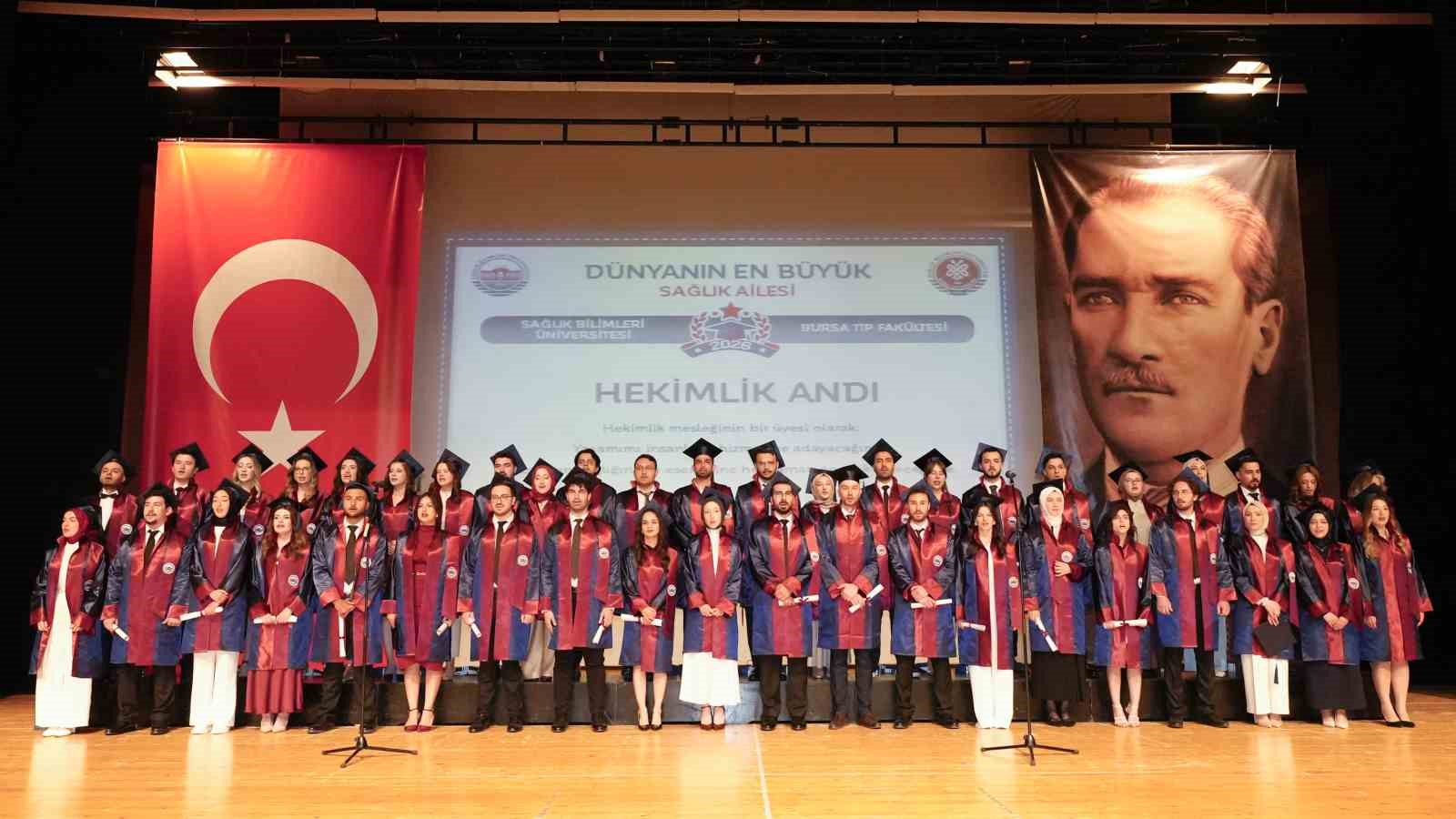 Bursa Tıp Fakültesi ilk mezunlarını verdi