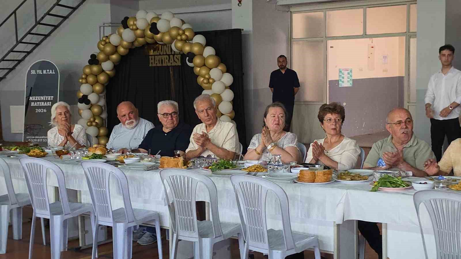 İlk mezunlar yarım asır sonra buluştu