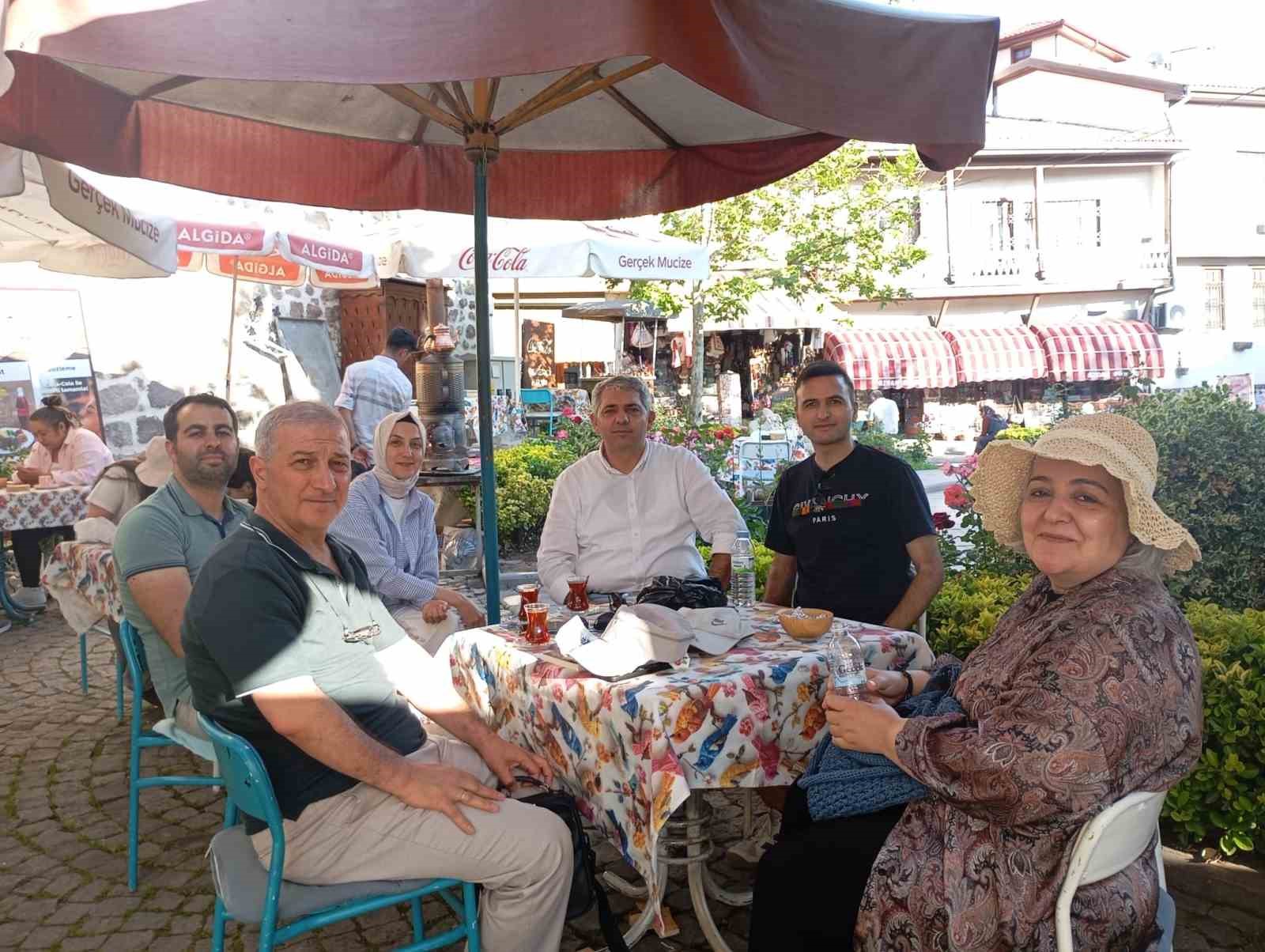 Öğrenciler okudukları romanlardaki mekânları Ankara’da gezip gördü