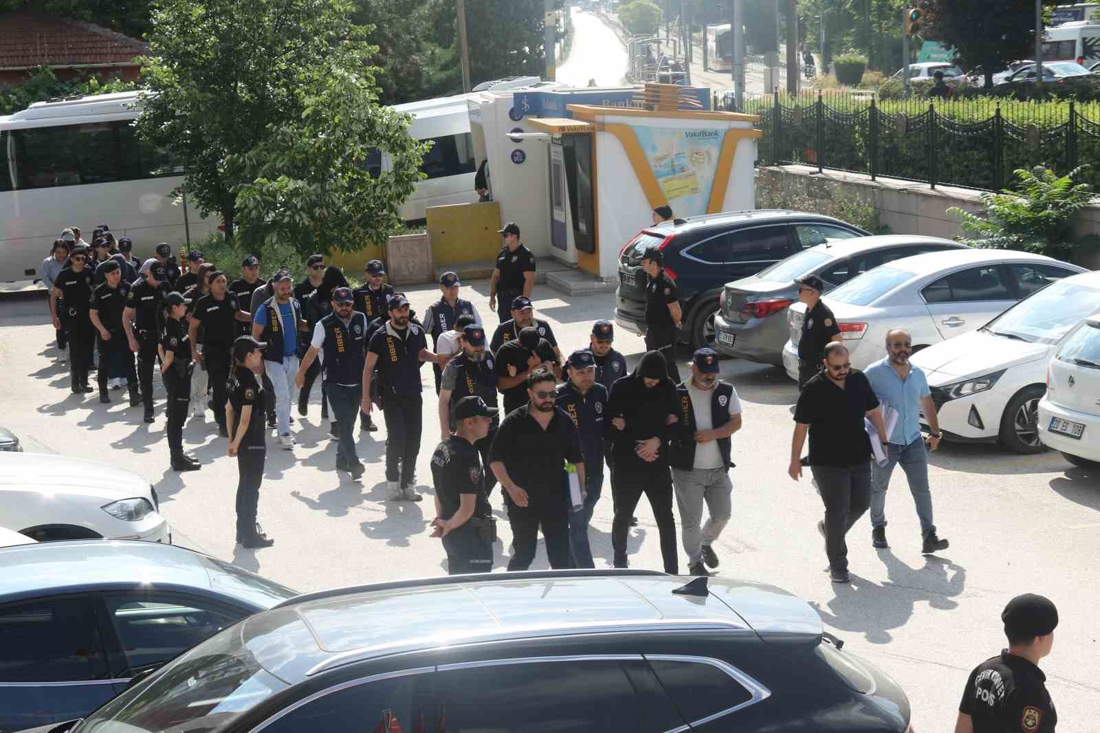Eskişehir merkezli 2,3 milyar liralık bahis operasyonu