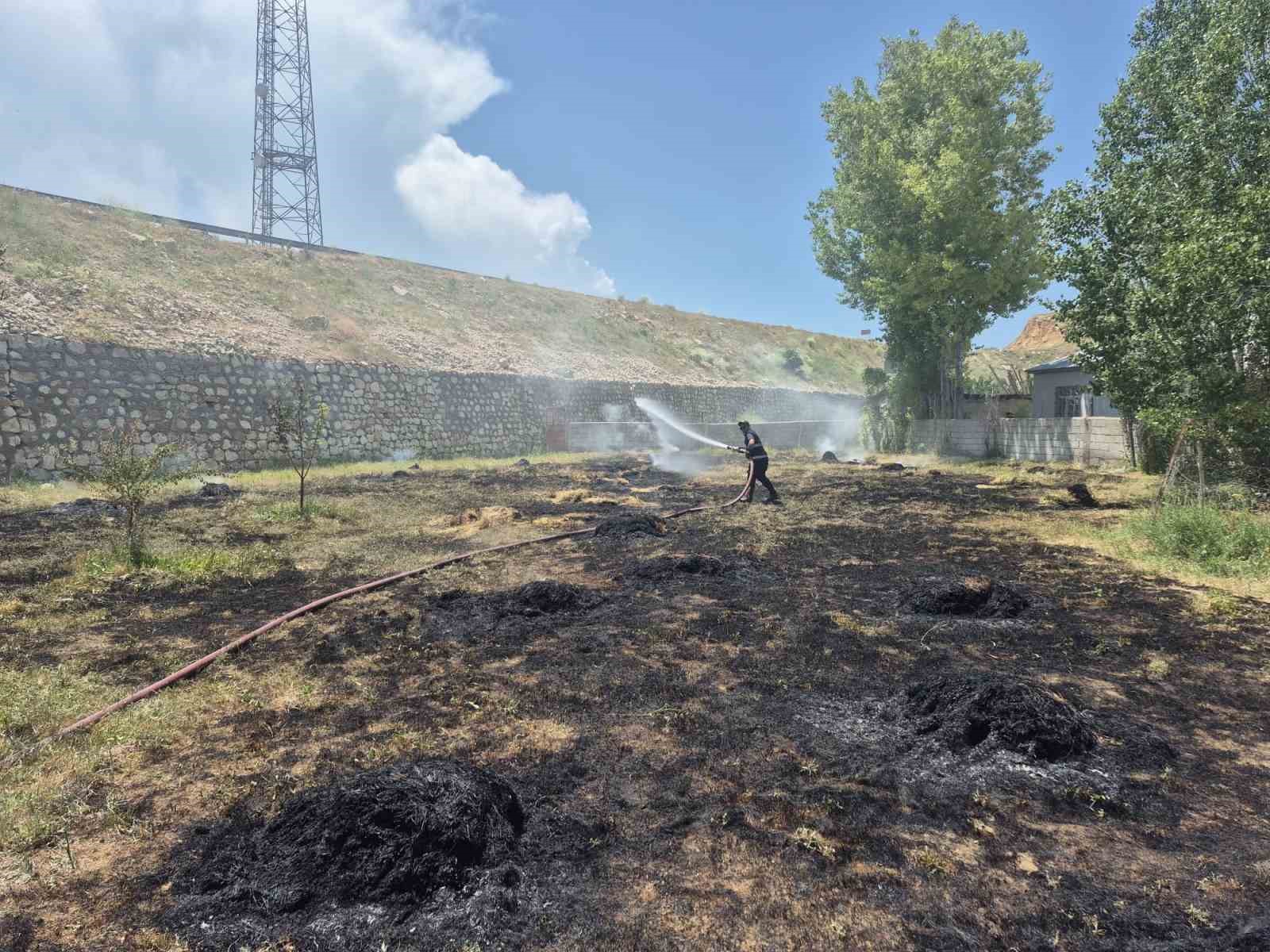Erciş’te bahçe yangını korkuttu