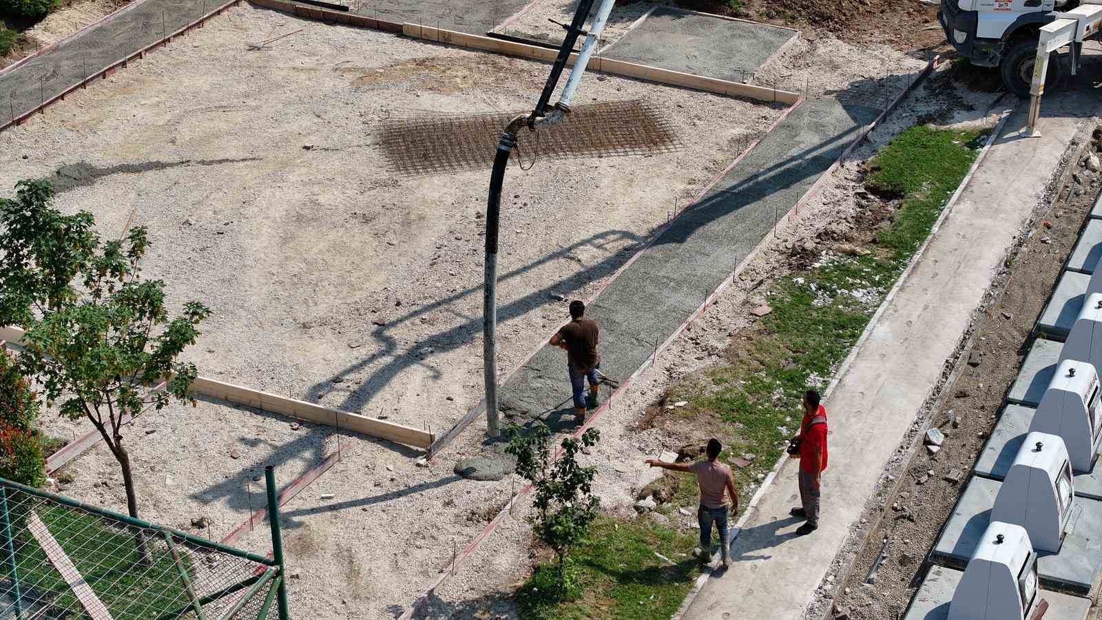 Bolu’da çocukların oyun alanları yenileniyor