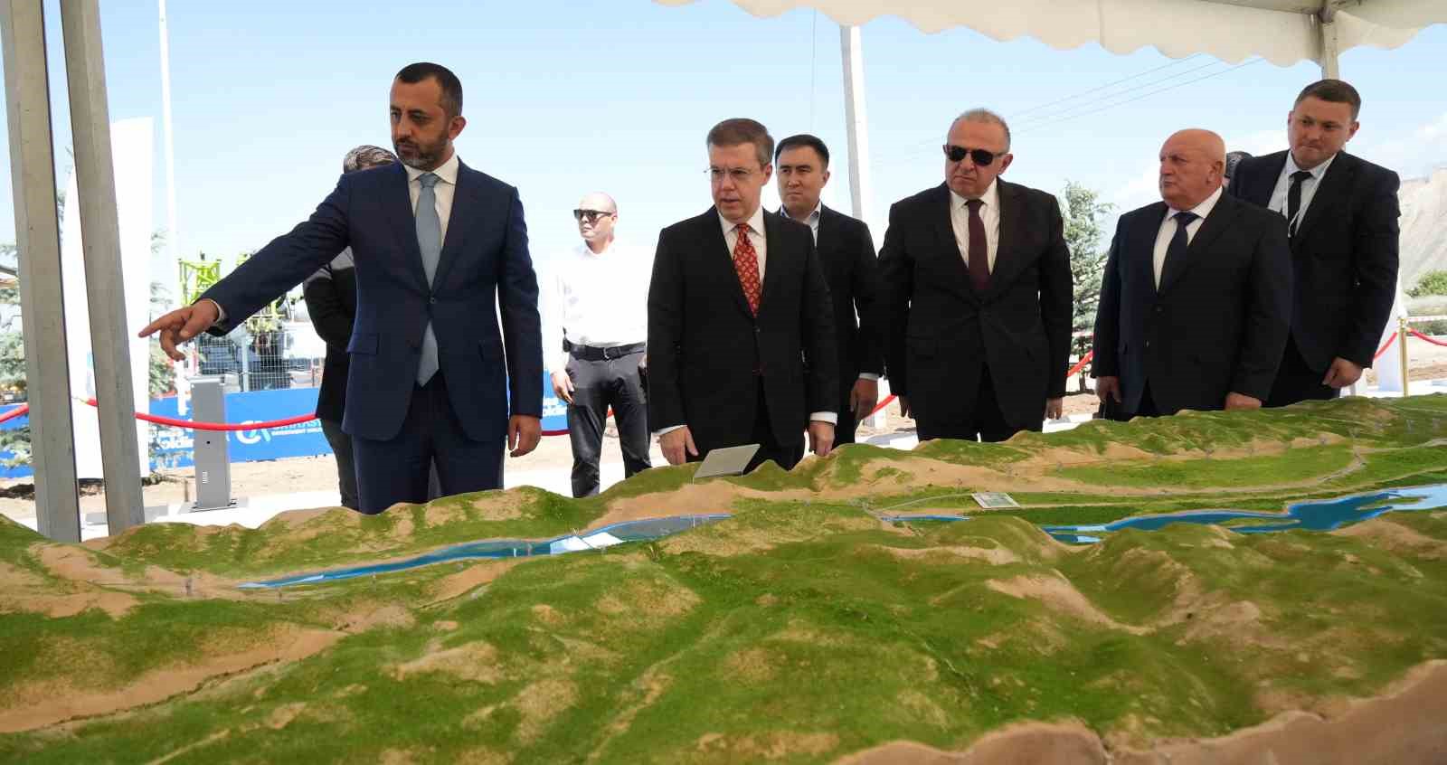 İhlas Holding’den Kırgızistan’da dev yatırım