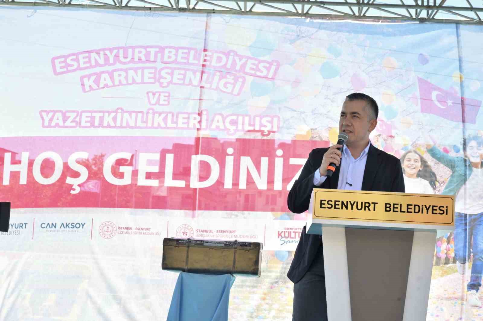 Esenyurt’ta karne coşkusu: Binlerce çocuk yaz tatiline şenlikle merhaba dedi