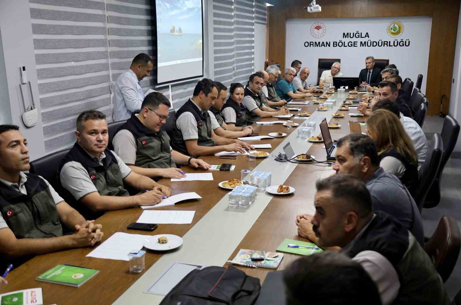 Muğla’da orman yangınlarıyla mücadele ve önleyici tedbirler masaya yatırıldı