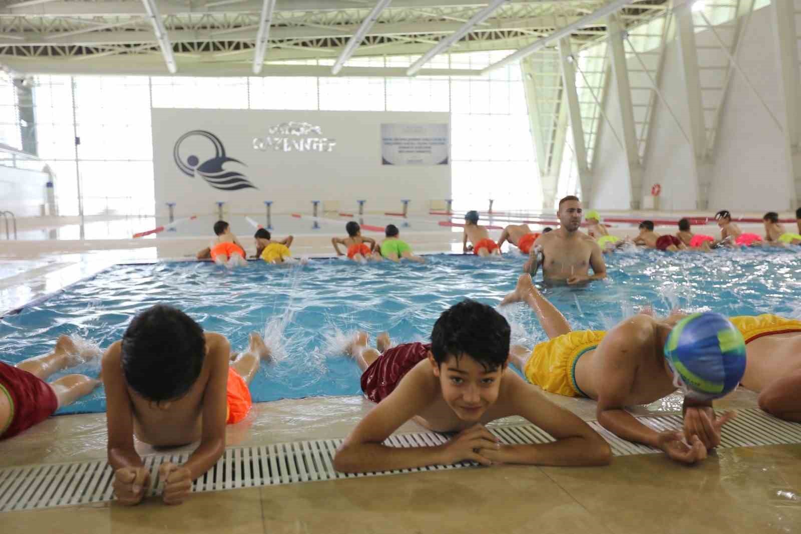 Büyükşehir, öğrenciler için verimli yaz tatili programı hazırladı