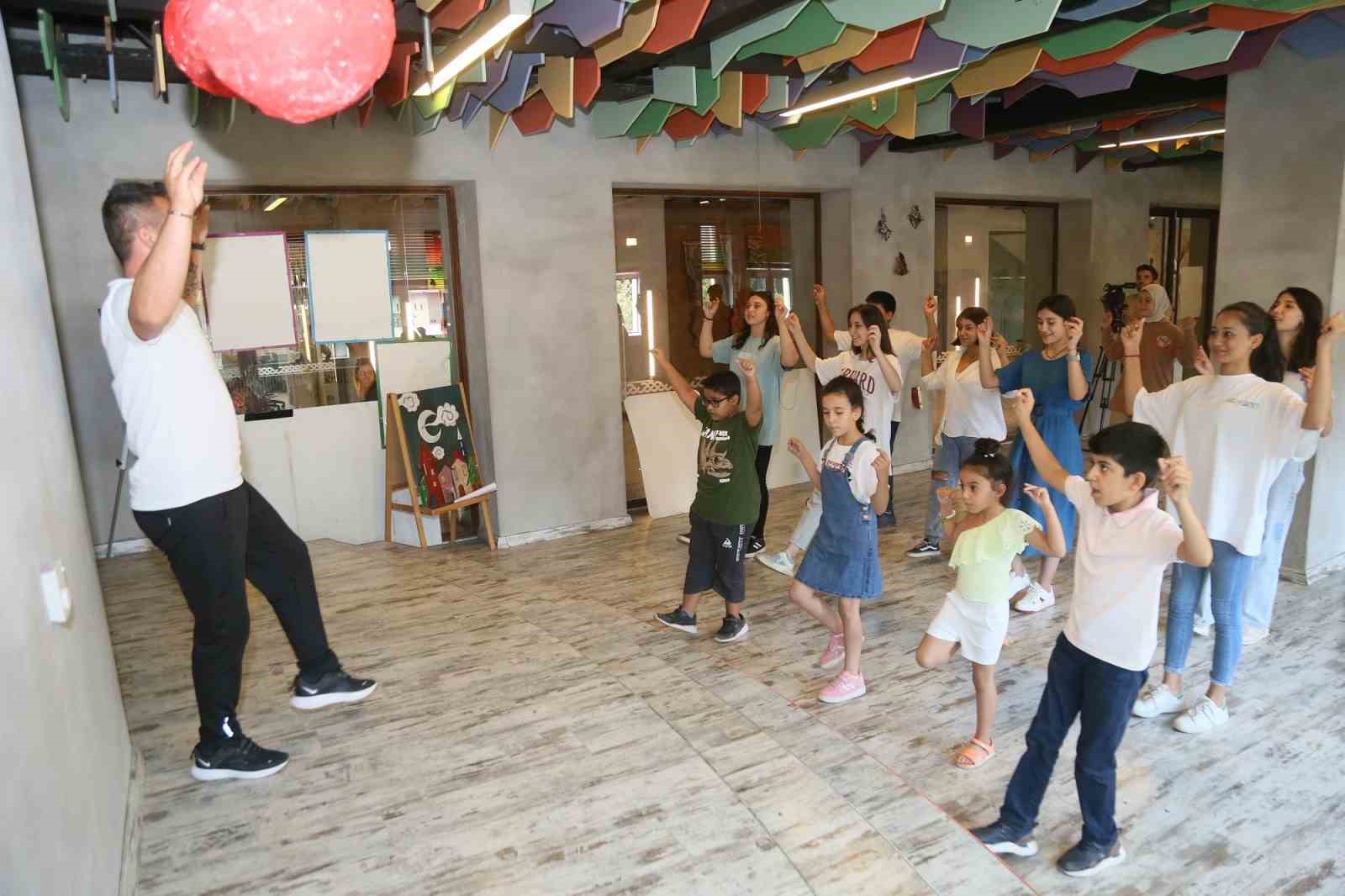 Büyükşehir, öğrenciler için verimli yaz tatili programı hazırladı