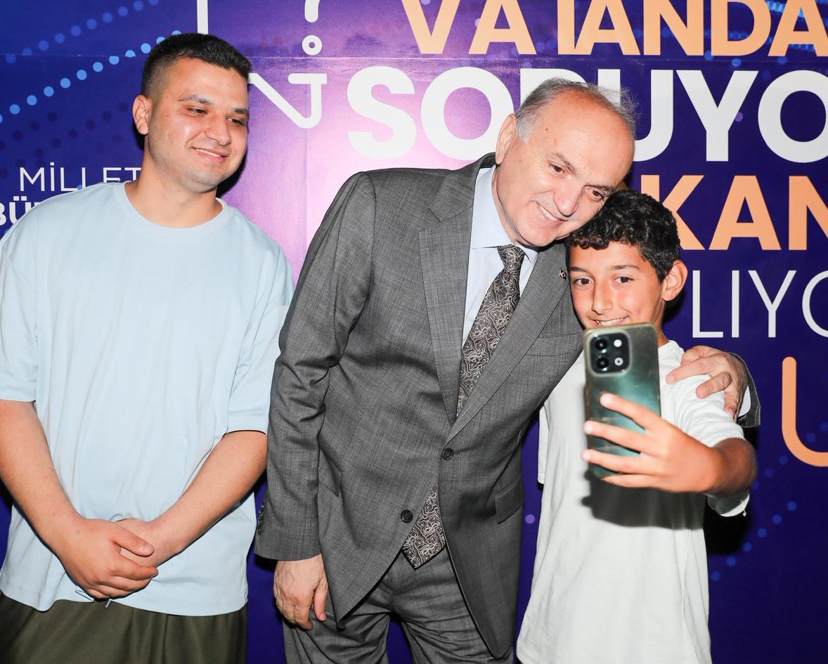 Başkan Özlü: "Biz vatandaşın ayağına gidiyoruz"